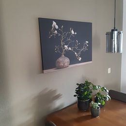 Magnolia In Vaas Van Klaartje Majoor Op Canvas Behang En Meer