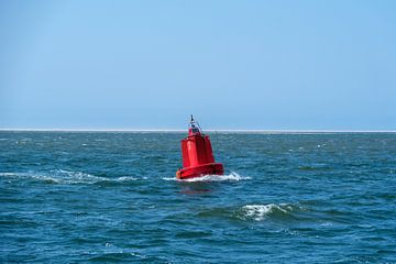 Buoy in the Wadden Sea off the Razende Bol on Texel by Sandra Kulk