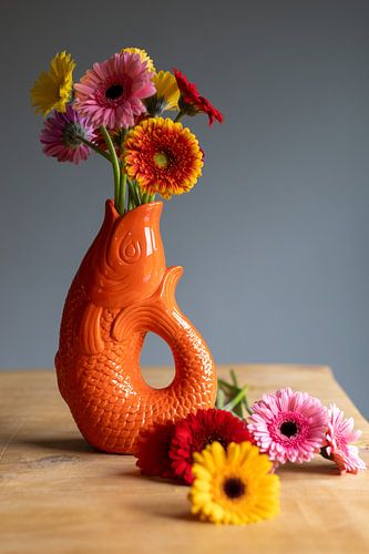 Art deco flower vase fish