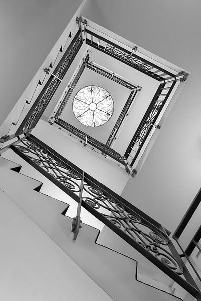 escalier noir et blanc par Corrie Ruijer