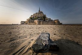 Le Mont Saint Michel in perspective by De wereld door de ogen van Hictures