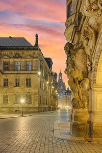 Augustusstraße in Dresden am Morgen