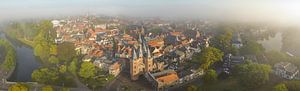 Sassenpoort altes Tor in Zwolle bei Sonnenaufgang