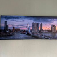 Klantfoto: Spitsuur in Rotterdam - Panorama skyline zonsondergang van Vincent Fennis, op canvas