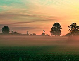 Soft pink sunrise in Zeeland by Robbin van der Ent