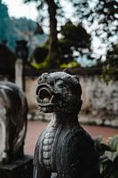 Vietnam Steinstatue in einem Tempel