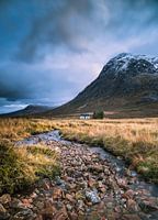 Huisje aan de rivier in Glencoe