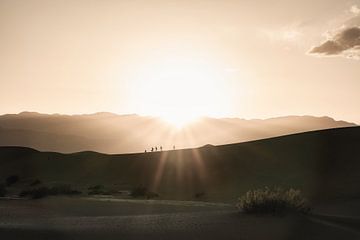 Silhouetten unter der Sonne von Loris Photography