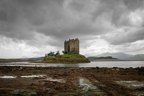 Castle Stalker in Schotland van Patrick Verhoef