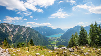 Aussicht vom Feilkopf auf Rofan und Achensee