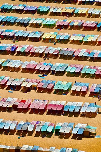Colourful beach by Lena Steiger