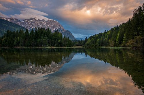 Coucher de soleil dans les Alpes sur Carsten Lehr