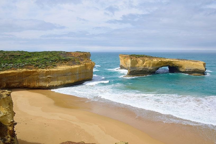 The once famous London Bridge by Frank's Awesome Travels