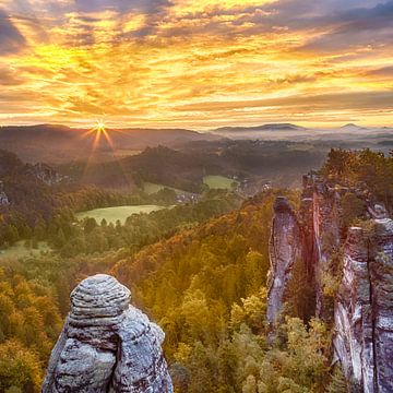 Nationaal Park Sächsische Schweiz - Ochtenduitzicht Ferdinandstein van Melanie Viola