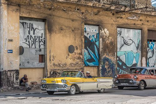 Oldtimers in downtown Havana