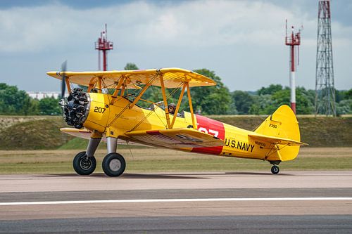 Warbird: US Navy Boeing Stearman (N52533).