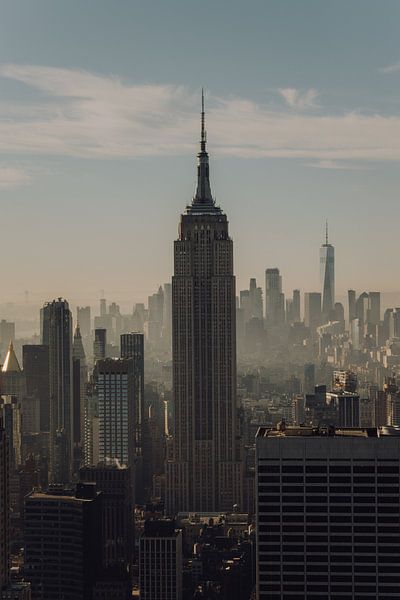 Empire State Building in New York by Kiki Multem