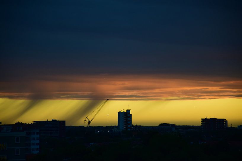 Regen bij zonsondergang von Bert Veldman