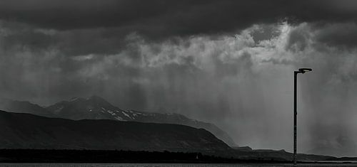 Tempête en Patagonie Montagne des Andes sous une pluie battante