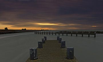 Sonnenuntergang von einem Steg aus... von Petra Vastenburg