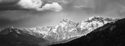 Dolomieten panorama in Zwart-Wit