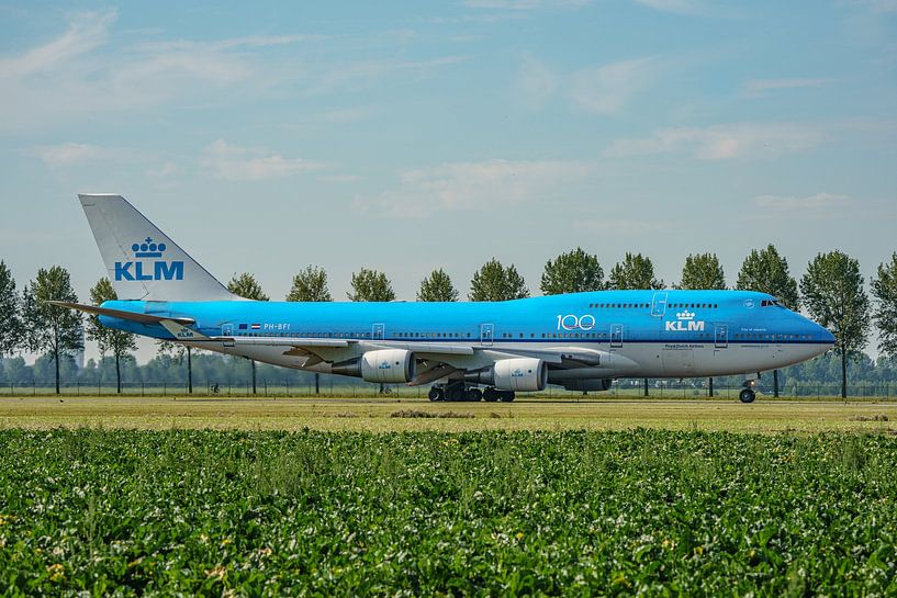 KLM Boeing 747-400 &quot;City of Jakarta (PH-BFI). by Jaap van den Berg
