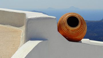 Stilleven van kruik op Santorini