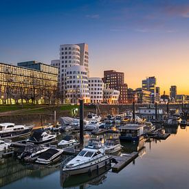Skyline des Düsseldorfer Hafens, Deutschland von Michael Abid