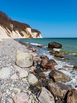 Krijtrotsen aan de kust van de Oostzee op het eiland Rügen van Rico Ködder