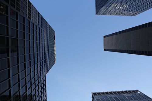 Wolkenkrabbers 3 / Skyscrapers 3 sur Merano Sanwikrama