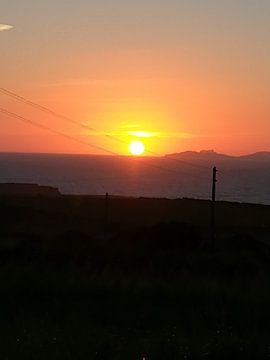 Sunset Valentia island in Ireland van Susanne Seidel
