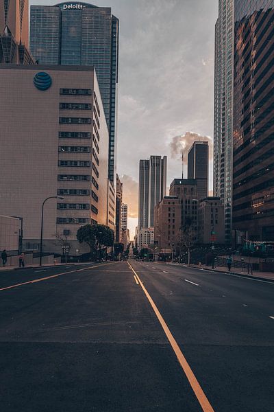 Los Angeles by Hello Pompoyo