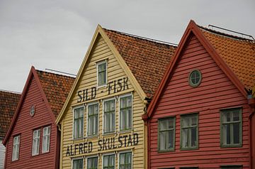 Oude gevels van handelskade Bryggen, Bergen, Noorwegen