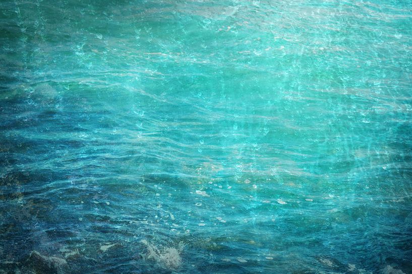 Élément de la nature Eau, texture de fond abstraite en bleu et turquoise, pour des thèmes comme la m par Maren Winter