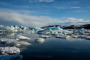 Die isländische Landschaft. Jökulsárlón, Diamantstrand und der Vatnajökull-Gletscher