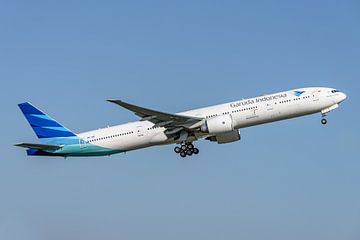 Take-off Garuda Boeing 777-300ER. by Jaap van den Berg