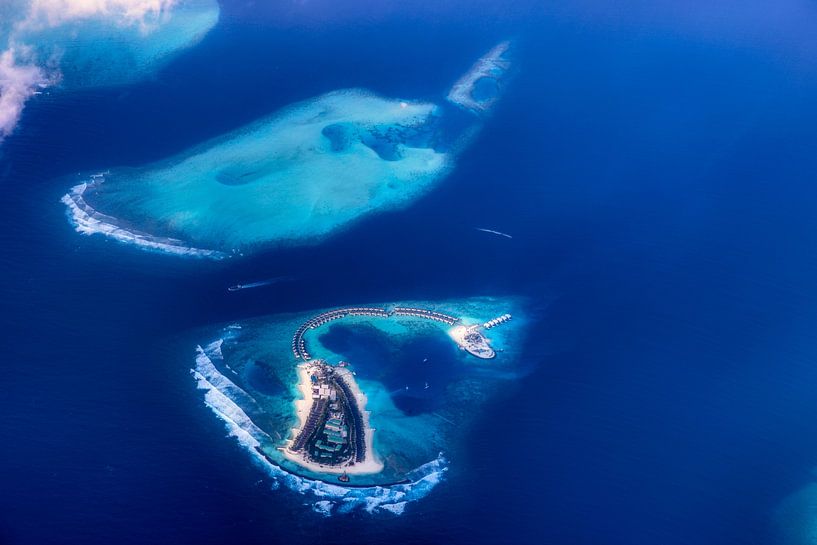 Maldives by Hello Pompoyo