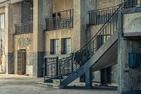 Verlaten energiecentrale met Art Deco invloeden
