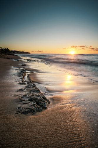 Diamond Head Beach van road to aloha