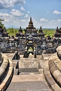 Stille und Harmonie auf den buddhistischen Terrassen