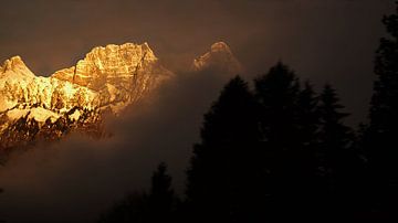 Lever De Soleil Alpin