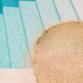 Vakantiegevoel op Ibiza - Neem je een duik in het zwembad_ van Youri Claessens