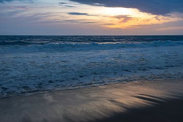Beach of Playa los Angeles by Ronne Vinkx