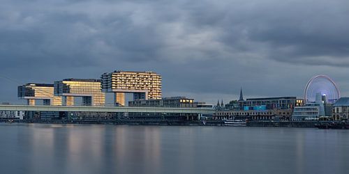 The Cologne crane houses at dusk