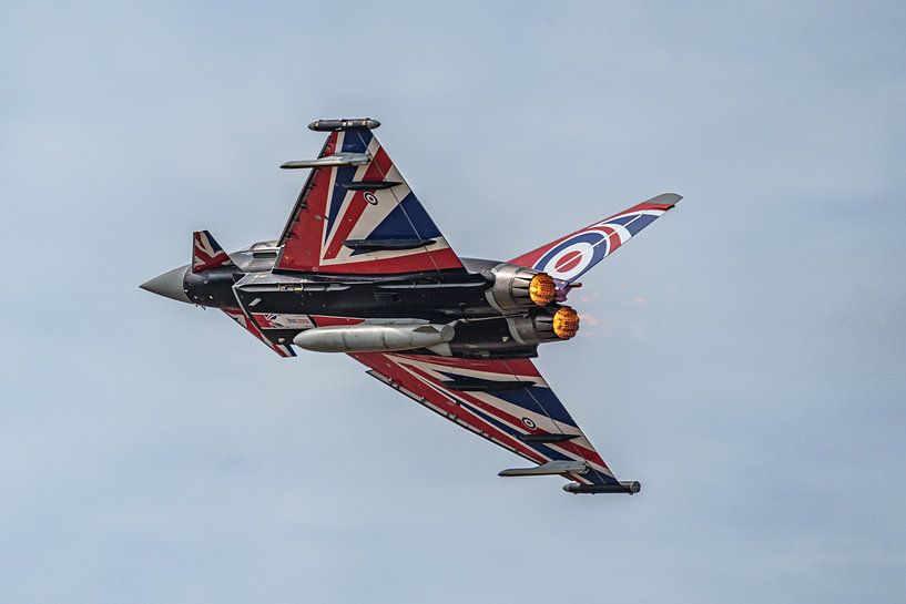 Royal Air Force Eurofighter Typhoon Solo Display 2022. von Jaap van den Berg