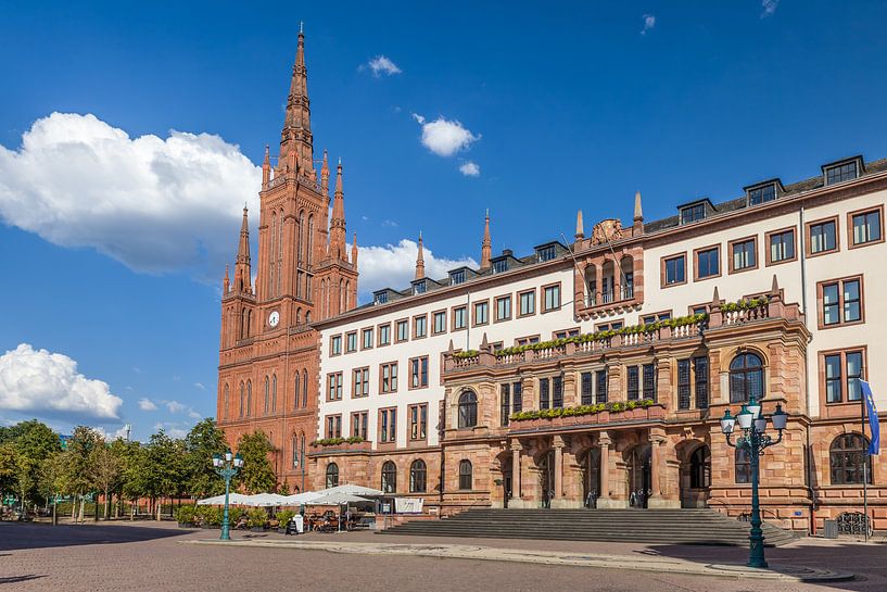 Marktkirche und neues Rathaus am Schlossplatz, Wiesbaden von Christian Müringer