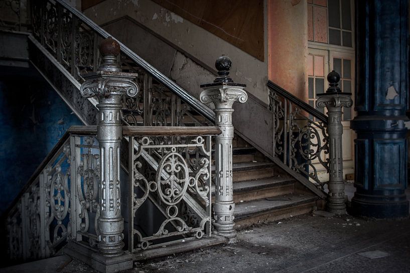 verlaten trappen gang par Katjang Multimedia