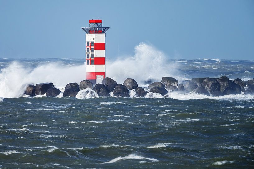 Leuchtturm im Sturm von Menno Schaefer