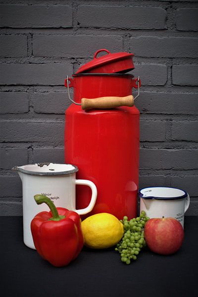 Still life by Bert Kottier