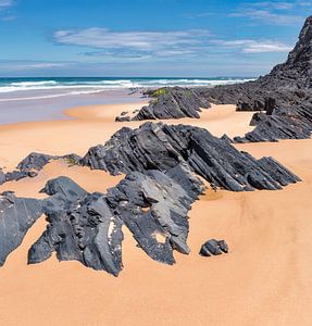 Praia do Castelejo, Vila do Pisbo, Algarve, Portugal van Rene van der Meer